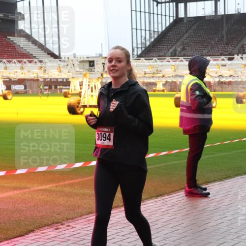 07.12.2025 - St. Pauli X-Mass-Run No. 15 Luisa Fischer http://msf.ph/oto/9383660 07.12.2025 11:26:38 Ziel 15, 3094, 610, 624, 674, 678, 1079, 1344, 1345, 1356, 1498, 1501, 1593, 1632, 1673, 2055, 2059, 2063, 2066, 2069, 2074, 2088, 2124, 2145, 2161, 2166, 2198, 2255, 2257, 2260, 2265, 2637, 2786, 2795, 3050, 3051, 3068, 3070, 3094, 3217, 3257, 3258, 3260, 3261, 3607 meine-sportfotos.de