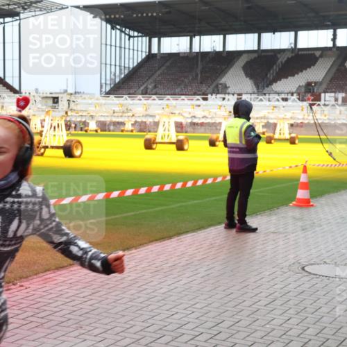 07.12.2025 - St. Pauli X-Mass-Run No. 15 Luisa Fischer http://msf.ph/oto/9383687 07.12.2025 10:54:56 Ziel 692, 14, 656, 692, 1177, 1489, 2286, 2328, 2358, 2360, 2832, 3391, 3437 meine-sportfotos.de
