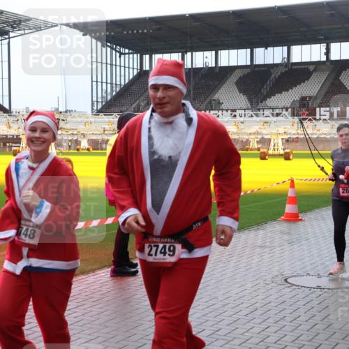 07.12.2025 - St. Pauli X-Mass-Run No. 15 Luisa Fischer http://msf.ph/oto/9383743 07.12.2025 11:27:01 Ziel 748, 1, 2749, 2813, 1345, 205, 209, 610, 624, 1345, 1498, 1501, 1632, 2024, 2026, 2059, 2063, 2066, 2069, 2074, 2124, 2175, 2176, 2234, 2236, 2237, 2240, 2257, 2260, 2637, 2748, 2749, 2786, 2789, 2790, 2795, 2813, 2942, 2972, 2979, 3094, 3217, 3257, 3258, 3260, 3261, 3607, 4884 meine-sportfotos.de