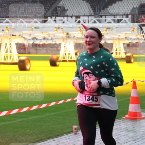 07.12.2025 - St. Pauli X-Mass-Run No. 15 Luisa Fischer http://msf.ph/oto/9383776 07.12.2025 11:27:05 Ziel 1, 15, 1345, 205, 209, 610, 624, 1080, 1345, 1498, 1501, 1632, 2024, 2026, 2059, 2063, 2066, 2069, 2072, 2074, 2124, 2175, 2176, 2234, 2236, 2237, 2240, 2257, 2260, 2637, 2748, 2749, 2786, 2789, 2790, 2795, 2813, 2942, 2972, 2979, 3217, 3257, 3258, 3260, 3261, 3607, 4884 meine-sportfotos.de