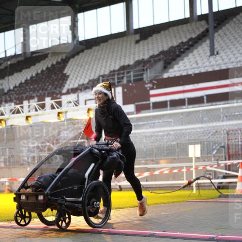 07.12.2025 - St. Pauli X-Mass-Run No. 15 Patografie http://msf.ph/oto/9383794 07.12.2025 10:25:29 Ziel 129, 404, 1247, 1631, 2029, 2680, 3742, 4118, 4119, 4121, 4162, 4164, 4202, 4284, 4372, 4373, 4445, 4482, 4485 meine-sportfotos.de