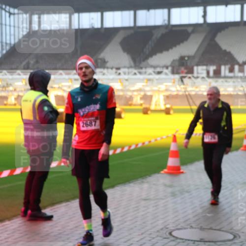 07.12.2025 - St. Pauli X-Mass-Run No. 15 Luisa Fischer http://msf.ph/oto/9383908 07.12.2025 10:13:54 Ziel 2687, 88, 970, 1044, 1062, 1126, 1220, 1397, 1699, 1733, 2711, 2712, 2905, 3588, 3589, 4081, 4082, 4083, 4664 meine-sportfotos.de