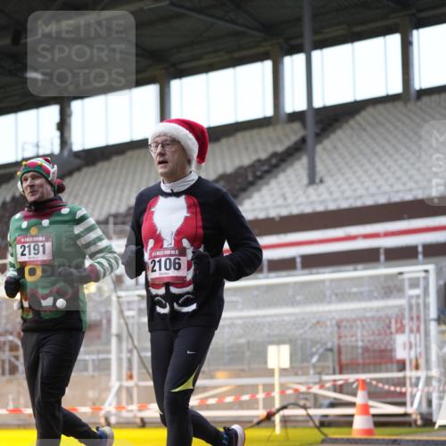 07.12.2025 - St. Pauli X-Mass-Run No. 15 Patografie http://msf.ph/oto/9383925 07.12.2025 10:25:43 Ziel 50, 129, 211, 369, 374, 387, 398, 404, 1069, 1227, 1538, 1581, 1586, 2041, 2104, 2106, 2149, 2191, 2215, 2896, 3742, 3779, 3910, 3918, 4162, 4164, 4202, 4300, 4301, 4501 meine-sportfotos.de