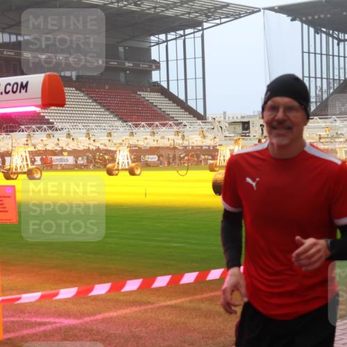 07.12.2025 - St. Pauli X-Mass-Run No. 15 Luisa Fischer http://msf.ph/oto/9384007 07.12.2025 10:14:17 Ziel 30, 88, 970, 1699, 2905, 2951, 4371, 4502, 4526 meine-sportfotos.de