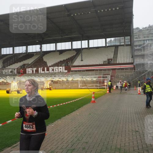 07.12.2025 - St. Pauli X-Mass-Run No. 15 Fabian Wolf http://msf.ph/oto/9384033 07.12.2025 10:11:32 Ziel 2909, 3085, 3354, 4499, 4525, 4659, 4661, 4662 meine-sportfotos.de