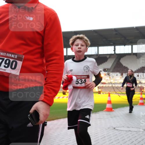07.12.2025 - St. Pauli X-Mass-Run No. 15 Luisa Fischer http://msf.ph/oto/9384034 07.12.2025 11:27:49 Ziel 15, 2790, 534, 35, 36, 407, 534, 776, 790, 1080, 1772, 2072, 2567, 2571, 2572, 2623, 2790, 2887, 2995, 2999, 3004, 3098, 3099, 3315, 3956, 4647, 4656 meine-sportfotos.de