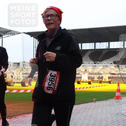 07.12.2025 - St. Pauli X-Mass-Run No. 15 Luisa Fischer http://msf.ph/oto/9384047 07.12.2025 11:27:55 Ziel 3098, 15, 3956, 35, 36, 407, 534, 776, 790, 1772, 2567, 2571, 2572, 2623, 2887, 2995, 2999, 3004, 3098, 3099, 3315, 3956, 4647, 4656 meine-sportfotos.de
