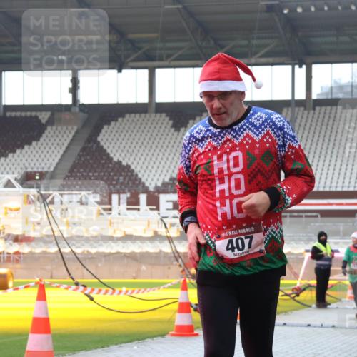 07.12.2025 - St. Pauli X-Mass-Run No. 15 Luisa Fischer http://msf.ph/oto/9384081 07.12.2025 11:28:12 Ziel 15, 407, 35, 36, 407, 534, 776, 790, 1082, 1772, 2138, 2139, 2192, 2196, 2567, 2571, 2572, 2623, 2655, 2930, 2980, 3027, 3315, 3956, 4644, 4647, 4656 meine-sportfotos.de