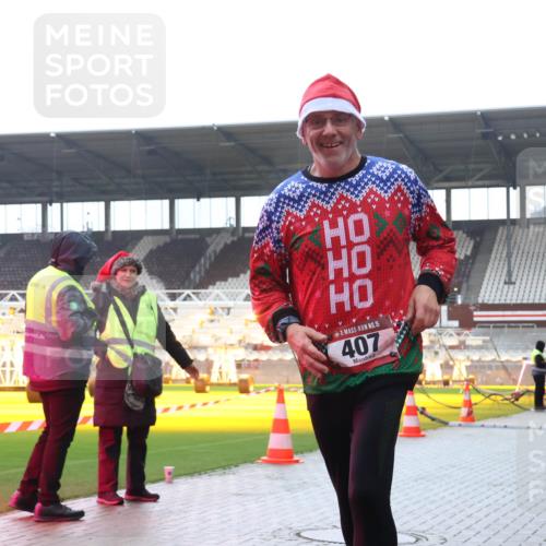 07.12.2025 - St. Pauli X-Mass-Run No. 15 Luisa Fischer http://msf.ph/oto/9384086 07.12.2025 11:28:13 Ziel 15, 407, 35, 36, 407, 534, 776, 790, 1082, 1772, 2138, 2139, 2192, 2196, 2567, 2571, 2572, 2623, 2655, 2930, 2980, 3027, 3057, 3315, 3956, 4644, 4647, 4655, 4656 meine-sportfotos.de