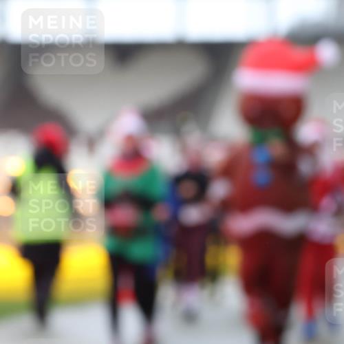 07.12.2025 - St. Pauli X-Mass-Run No. 15 Luisa Fischer http://msf.ph/oto/9384111 07.12.2025 11:28:25 Ziel 407, 534, 776, 790, 1082, 2138, 2139, 2162, 2163, 2164, 2192, 2196, 2567, 2571, 2572, 2623, 2655, 2930, 2980, 3027, 3057, 3063, 3074, 3599, 3670, 4644, 4653, 4655 meine-sportfotos.de