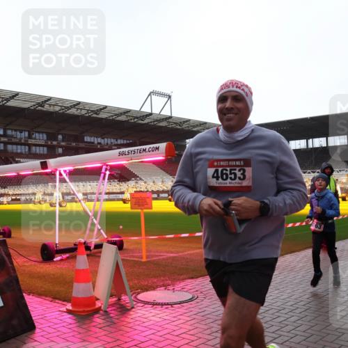 07.12.2025 - St. Pauli X-Mass-Run No. 15 Luisa Fischer http://msf.ph/oto/9384197 07.12.2025 11:28:43 Ziel 15, 4653, 163, 2162, 1082, 1897, 1917, 1919, 1920, 1921, 2138, 2139, 2162, 2163, 2164, 2192, 2196, 2426, 2427, 2431, 2495, 2655, 2774, 2808, 2845, 2930, 2980, 3027, 3057, 3063, 3074, 3599, 3670, 4641, 4644, 4653, 4655, 4832 meine-sportfotos.de