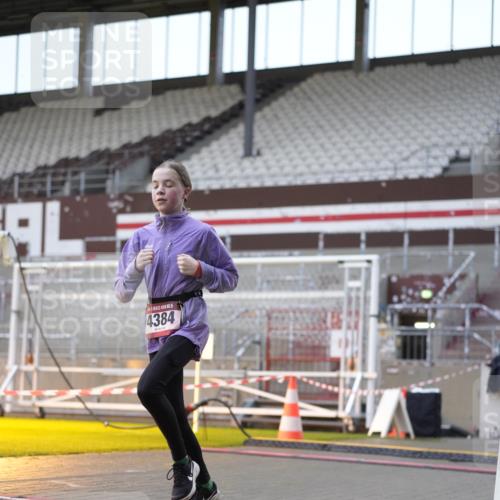 07.12.2025 - St. Pauli X-Mass-Run No. 15 Patografie http://msf.ph/oto/9384204 07.12.2025 10:26:45 Ziel 3771, 3787, 3792, 3828, 4185, 4384, 4705 meine-sportfotos.de