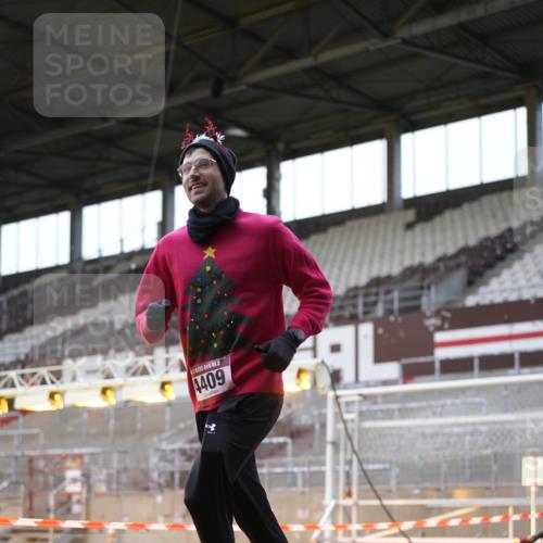 07.12.2025 - St. Pauli X-Mass-Run No. 15 Patografie http://msf.ph/oto/9384297 07.12.2025 10:27:06 Ziel 159, 1312, 1317, 1468, 1472, 1618, 3720, 4225, 4334, 4353, 4391, 4409, 4410 meine-sportfotos.de