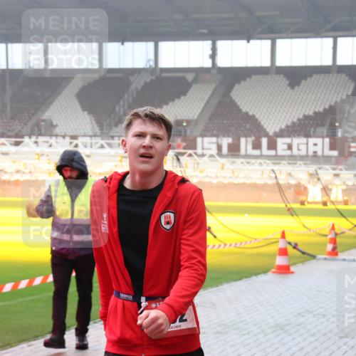 07.12.2025 - St. Pauli X-Mass-Run No. 15 Luisa Fischer http://msf.ph/oto/9384307 07.12.2025 10:14:54 Ziel 174, 352, 1158, 2564, 2617, 2618, 2864, 3243, 3481, 3565, 4489, 4502, 4508, 4526, 4545 meine-sportfotos.de