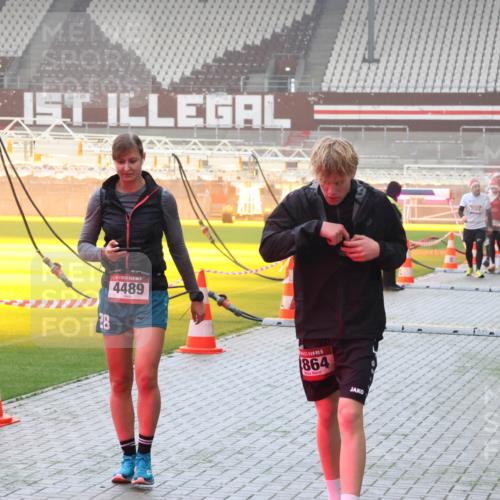 07.12.2025 - St. Pauli X-Mass-Run No. 15 Luisa Fischer http://msf.ph/oto/9384335 07.12.2025 10:15:09 Ziel 28, 4489, 15, 864, 9847, 2617, 174, 352, 762, 1158, 1363, 1867, 1869, 1873, 2564, 2617, 2618, 2864, 2883, 2891, 3481, 3565, 4001, 4004, 4489, 4508, 4545 meine-sportfotos.de