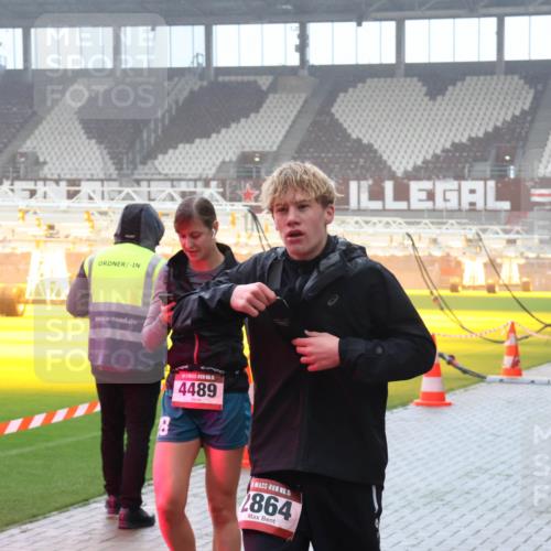 07.12.2025 - St. Pauli X-Mass-Run No. 15 Luisa Fischer http://msf.ph/oto/9384351 07.12.2025 10:15:11 Ziel 4489, 15, 864, 352, 762, 1158, 1363, 1867, 1869, 1873, 2564, 2617, 2618, 2864, 2883, 2891, 3481, 3565, 3741, 4001, 4004, 4489, 4508, 4545 meine-sportfotos.de