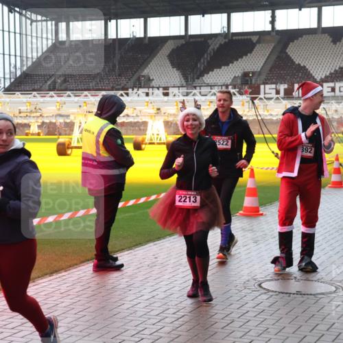 07.12.2025 - St. Pauli X-Mass-Run No. 15 Luisa Fischer http://msf.ph/oto/9384451 07.12.2025 11:29:55 Ziel 522, 392, 2213, 4432, 859, 861, 882, 1759, 1922, 1924, 1925, 2213, 2285, 2500, 2522, 2676, 2701, 2702, 2838, 2840, 2882, 3143, 3144, 3146, 3235, 3236, 4392, 4432, 4452, 4651 meine-sportfotos.de