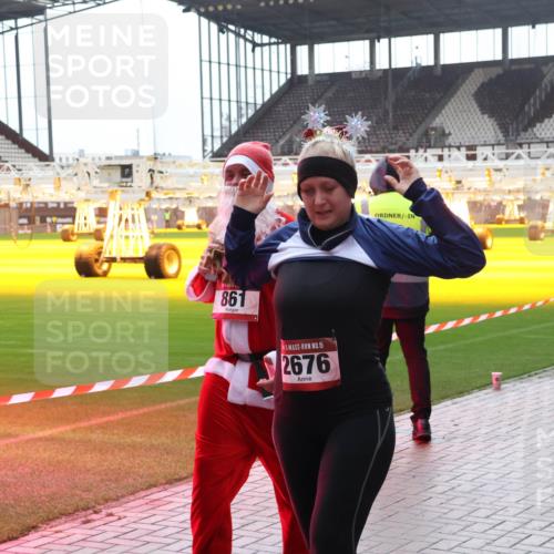 07.12.2025 - St. Pauli X-Mass-Run No. 15 Luisa Fischer http://msf.ph/oto/9384492 07.12.2025 11:30:02 Ziel 861, 15, 2676, 859, 861, 882, 1759, 1922, 1924, 1925, 2213, 2285, 2500, 2522, 2676, 2701, 2702, 2787, 2838, 2840, 2882, 3143, 3144, 3146, 3235, 3236, 4392, 4432, 4452, 4651, 4839 meine-sportfotos.de
