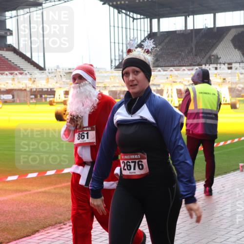 07.12.2025 - St. Pauli X-Mass-Run No. 15 Luisa Fischer http://msf.ph/oto/9384496 07.12.2025 11:30:02 Ziel 15, 861, 15, 2676, 859, 861, 882, 1759, 1922, 1924, 1925, 2213, 2285, 2500, 2522, 2676, 2701, 2702, 2787, 2838, 2840, 2882, 3143, 3144, 3146, 3235, 3236, 4392, 4432, 4452, 4651, 4839 meine-sportfotos.de