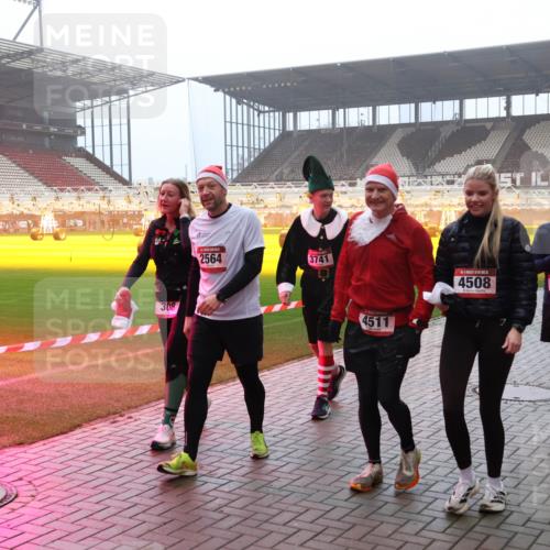 07.12.2025 - St. Pauli X-Mass-Run No. 15 Luisa Fischer http://msf.ph/oto/9384516 07.12.2025 10:15:35 Ziel 308, 2564, 3741, 4511, 4508, 2891, 2883, 308, 431, 436, 438, 762, 1180, 1183, 1363, 1867, 1869, 1873, 1885, 2666, 2667, 2668, 2883, 2891, 3103, 3481, 3741, 4001, 4004, 4494, 4536 meine-sportfotos.de