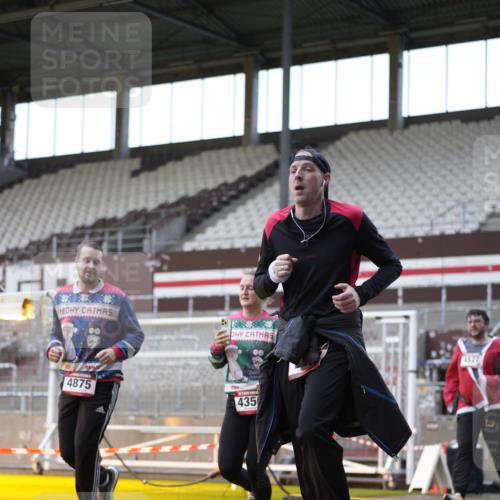 07.12.2025 - St. Pauli X-Mass-Run No. 15 Patografie http://msf.ph/oto/9384576 07.12.2025 10:27:49 Ziel 1717, 2060, 2101, 2188, 3458, 3713, 4132, 4133, 4350, 4383, 4453, 4454, 4462, 4463, 4515, 4516, 4527, 4538, 4875 meine-sportfotos.de