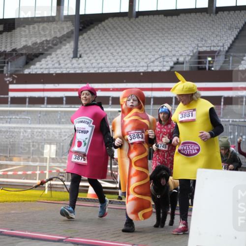 07.12.2025 - St. Pauli X-Mass-Run No. 15 Patografie http://msf.ph/oto/9384622 07.12.2025 10:27:56 Ziel 1507, 1717, 1742, 1745, 3412, 3713, 3729, 3730, 3879, 3881, 3883, 4064, 4065, 4132, 4133, 4189, 4344, 4350, 4453, 4454, 4527, 4538, 4700, 4704, 4708, 4710, 4875 meine-sportfotos.de