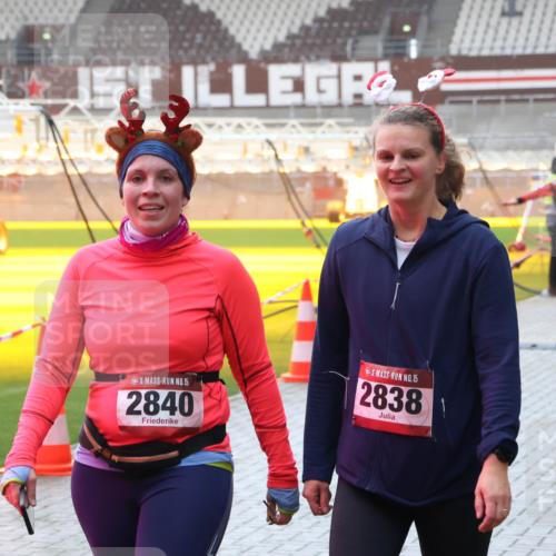 07.12.2025 - St. Pauli X-Mass-Run No. 15 Luisa Fischer http://msf.ph/oto/9384630 07.12.2025 11:30:38 Ziel 15, 2840, 15, 2838, 1, 4451, 882, 1922, 1925, 1941, 2020, 2509, 2705, 2787, 2838, 2840, 2876, 3303, 4651, 4839 meine-sportfotos.de