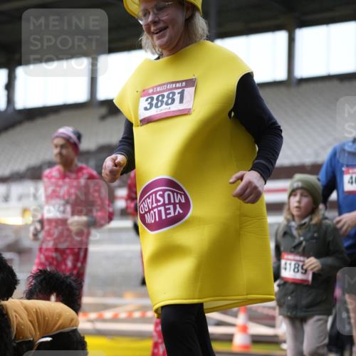 07.12.2025 - St. Pauli X-Mass-Run No. 15 Patografie http://msf.ph/oto/9384636 07.12.2025 10:27:58 Ziel 1507, 1717, 1742, 1745, 3412, 3727, 3729, 3730, 3879, 3881, 3883, 4064, 4065, 4132, 4133, 4189, 4344, 4350, 4376, 4380, 4453, 4454, 4527, 4538, 4700, 4704, 4708, 4710, 4875 meine-sportfotos.de