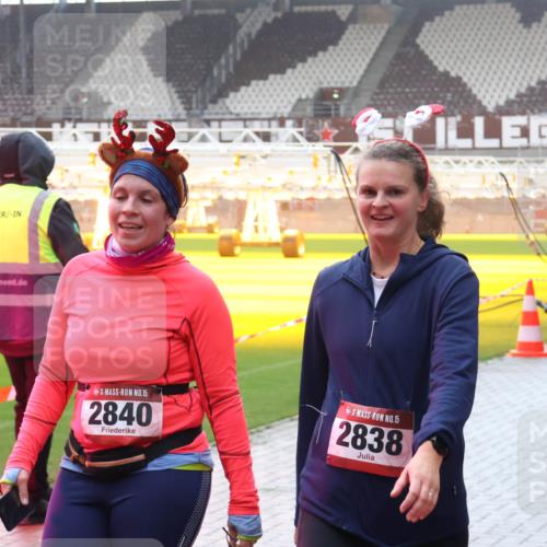 07.12.2025 - St. Pauli X-Mass-Run No. 15 Luisa Fischer http://msf.ph/oto/9384637 07.12.2025 11:30:39 Ziel 15, 2840, 15, 2838, 1941, 2020, 2509, 2705, 2787, 2838, 2840, 2876, 3303, 4651, 4839 meine-sportfotos.de