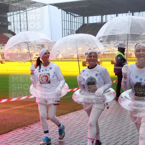 07.12.2025 - St. Pauli X-Mass-Run No. 15 Luisa Fischer http://msf.ph/oto/9384640 07.12.2025 10:15:44 Ziel 40, 308, 431, 436, 438, 762, 1180, 1183, 1363, 1867, 1869, 1873, 1885, 2666, 2667, 2668, 2745, 2883, 2891, 3053, 3103, 3741, 4001, 4004, 4455, 4494, 4536 meine-sportfotos.de