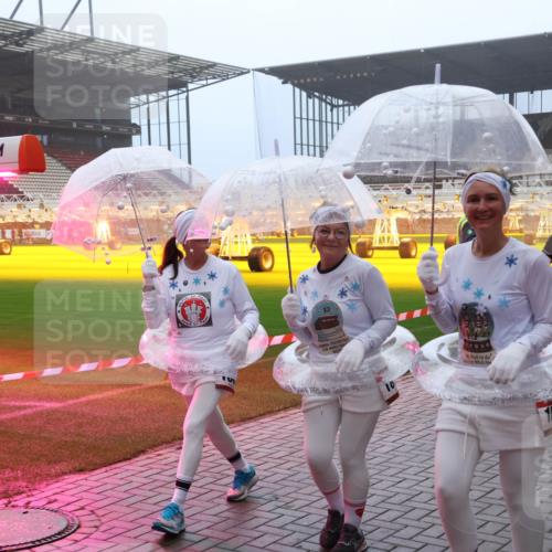 07.12.2025 - St. Pauli X-Mass-Run No. 15 Luisa Fischer http://msf.ph/oto/9384642 07.12.2025 10:15:45 Ziel 186, 400, 4, 308, 431, 436, 438, 762, 1180, 1183, 1363, 1867, 1869, 1873, 1885, 2666, 2667, 2668, 2745, 2883, 2891, 3053, 3103, 3741, 4001, 4004, 4455, 4494, 4536 meine-sportfotos.de