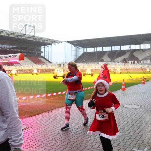 07.12.2025 - St. Pauli X-Mass-Run No. 15 Luisa Fischer http://msf.ph/oto/9384708 07.12.2025 10:15:49 Ziel 762, 4004, 5, 436, 308, 431, 436, 438, 762, 1180, 1183, 1885, 2641, 2645, 2652, 2658, 2659, 2666, 2667, 2668, 2745, 2883, 2891, 3053, 3103, 3741, 4001, 4004, 4455, 4494, 4536 meine-sportfotos.de