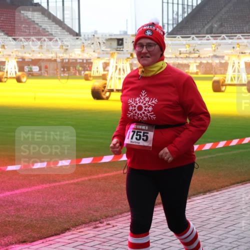 07.12.2025 - St. Pauli X-Mass-Run No. 15 Luisa Fischer http://msf.ph/oto/9384936 07.12.2025 11:32:06 Ziel 15, 1755, 331, 1755, 2017, 2048, 2050, 2120, 2428, 2429, 2430, 2492, 2493, 2497, 2523, 2527, 2587, 2654, 2656, 3087, 3181, 3182, 3184, 3238, 3239, 3352, 3436, 3600, 3678, 4105, 4633, 4640, 4642 meine-sportfotos.de