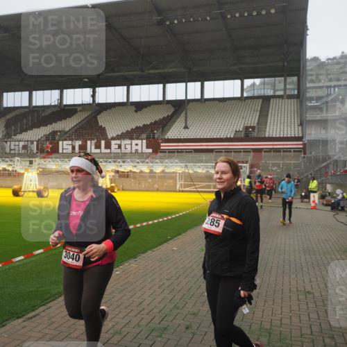 07.12.2025 - St. Pauli X-Mass-Run No. 15 Fabian Wolf http://msf.ph/oto/9384941 07.12.2025 10:12:51 Ziel 9, 18, 80, 938, 2687, 3040, 3428, 3514, 3551, 3557, 3799, 3834, 3836, 4487 meine-sportfotos.de