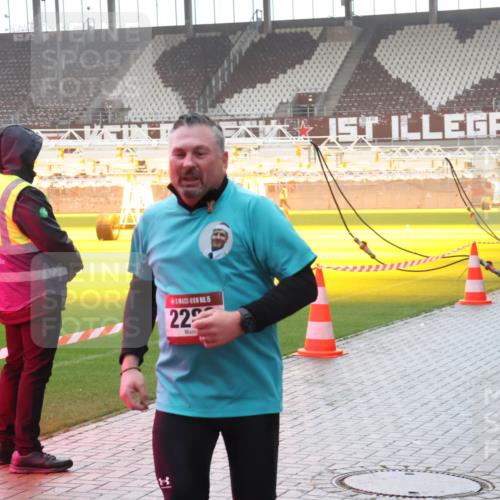 07.12.2025 - St. Pauli X-Mass-Run No. 15 Luisa Fischer http://msf.ph/oto/9385074 07.12.2025 11:33:00 Ziel 15, 22, 477, 1081, 1884, 1886, 1998, 1999, 2000, 2015, 2043, 2044, 2283, 2419, 2595, 3173, 3177 meine-sportfotos.de