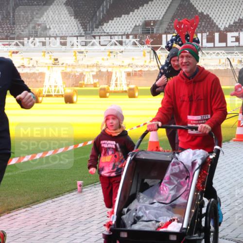 07.12.2025 - St. Pauli X-Mass-Run No. 15 Luisa Fischer http://msf.ph/oto/9385105 07.12.2025 11:33:27 Ziel 5, 321, 3271, 2281, 321, 477, 977, 1013, 1591, 1884, 1886, 1998, 1999, 2000, 2005, 2015, 2016, 2107, 2113, 2278, 2281, 2282, 2284, 2612, 2613, 2614, 2620, 2662, 3039, 3041, 3269, 3271 meine-sportfotos.de