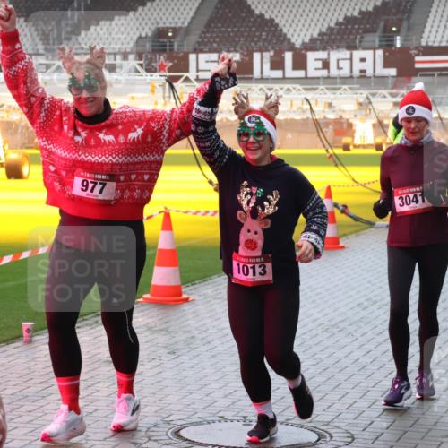 07.12.2025 - St. Pauli X-Mass-Run No. 15 Luisa Fischer http://msf.ph/oto/9385145 07.12.2025 11:33:39 Ziel 5, 977, 1, 1013, 3041, 56, 62, 72, 73, 85, 94, 103, 110, 142, 181, 260, 321, 340, 349, 977, 1013, 1361, 1591, 2005, 2016, 2107, 2113, 2278, 2281, 2282, 2284, 2612, 2613, 2614, 2620, 2662, 3039, 3041, 3166, 3169, 3254, 3269, 3271 meine-sportfotos.de