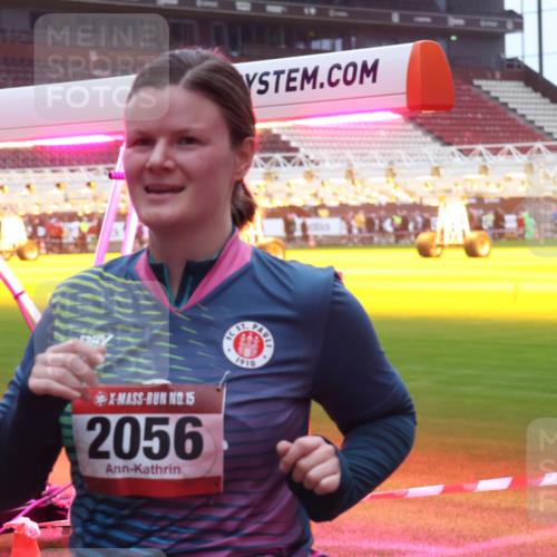 07.12.2025 - St. Pauli X-Mass-Run No. 15 Luisa Fischer http://msf.ph/oto/9385360 07.12.2025 11:34:44 Ziel 15, 2056, 1910, 704, 782, 820, 825, 864, 869, 871, 1001, 1710, 1908, 2056, 2219, 2277, 2280, 2635, 2809, 3139, 3387, 3448, 3549, 4844 meine-sportfotos.de