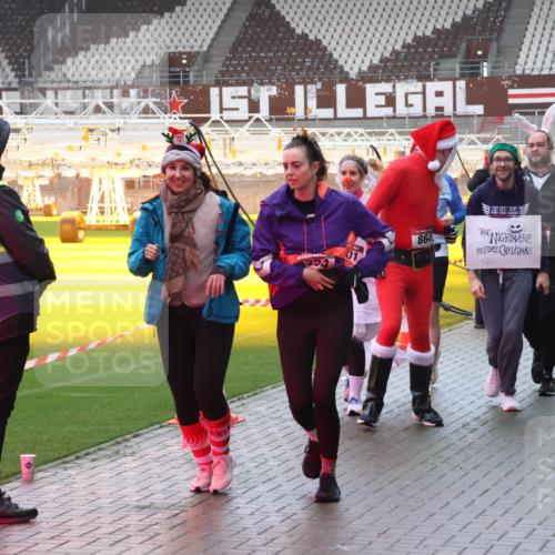 07.12.2025 - St. Pauli X-Mass-Run No. 15 Luisa Fischer http://msf.ph/oto/9385371 07.12.2025 11:34:49 Ziel 864, 190, 354, 825, 704, 782, 820, 825, 864, 869, 871, 1001, 1710, 1908, 2277, 2280, 2456, 2458, 2635, 2809, 3139, 3387, 3448, 3549, 4844 meine-sportfotos.de