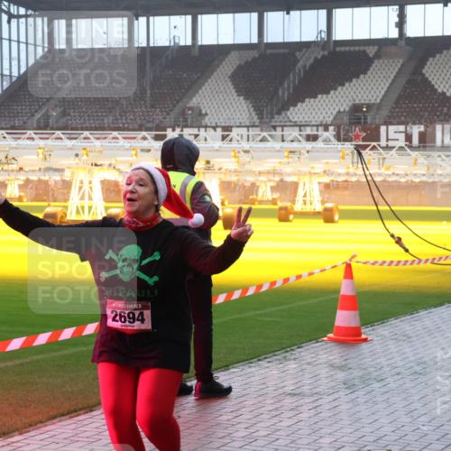 07.12.2025 - St. Pauli X-Mass-Run No. 15 Luisa Fischer http://msf.ph/oto/9385475 07.12.2025 10:17:42 Ziel 15, 2694, 257, 268, 1161, 1620, 1762, 1989, 1997, 2688, 2694, 2725, 2952, 3229, 3522, 3633, 3874, 3987, 4114, 4127, 4339, 4356, 4359, 4764, 4769 meine-sportfotos.de