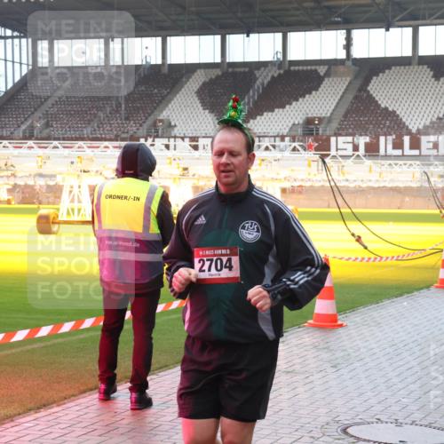07.12.2025 - St. Pauli X-Mass-Run No. 15 Luisa Fischer http://msf.ph/oto/9385484 07.12.2025 11:35:10 Ziel 15, 2704, 782, 316, 704, 782, 1908, 2277, 2280, 2413, 2456, 2458, 2635, 2704, 2706, 2809, 3005, 3387 meine-sportfotos.de