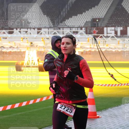 07.12.2025 - St. Pauli X-Mass-Run No. 15 Luisa Fischer http://msf.ph/oto/9385498 07.12.2025 10:17:51 Ziel 15, 2725, 257, 268, 1161, 1162, 1762, 2688, 2694, 2725, 2952, 3229, 3522, 3874, 3987, 4114, 4127, 4339, 4764 meine-sportfotos.de