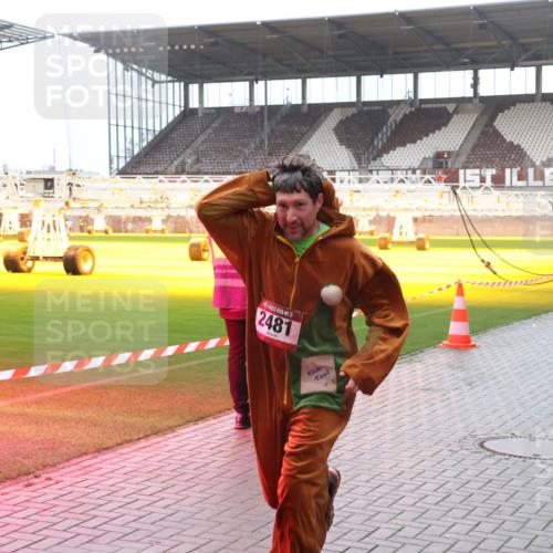 07.12.2025 - St. Pauli X-Mass-Run No. 15 Luisa Fischer http://msf.ph/oto/9385537 07.12.2025 11:35:31 Ziel 5, 2481, 2150, 240, 316, 2150, 2413, 2456, 2458, 2481, 2704, 2706, 3005, 3148, 3149, 4408 meine-sportfotos.de