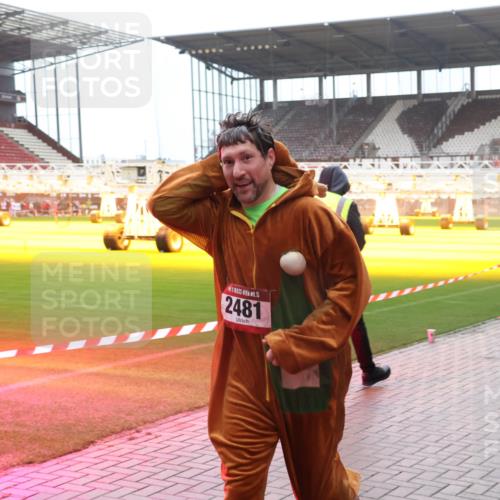 07.12.2025 - St. Pauli X-Mass-Run No. 15 Luisa Fischer http://msf.ph/oto/9385539 07.12.2025 11:35:31 Ziel 15, 2481, 240, 316, 2150, 2413, 2456, 2458, 2481, 2704, 2706, 3005, 3148, 3149, 4408 meine-sportfotos.de