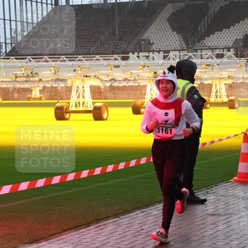 07.12.2025 - St. Pauli X-Mass-Run No. 15 Luisa Fischer http://msf.ph/oto/9385598 07.12.2025 10:18:00 Ziel 15, 1161, 257, 268, 1161, 1162, 1963, 2663, 2688, 2725, 2952, 3229, 3522, 3804, 3874, 3987, 4114, 4127, 4227, 4339, 4764 meine-sportfotos.de