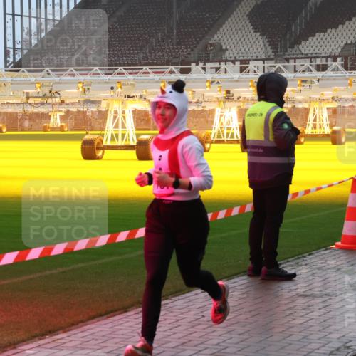 07.12.2025 - St. Pauli X-Mass-Run No. 15 Luisa Fischer http://msf.ph/oto/9385600 07.12.2025 10:18:00 Ziel 257, 268, 1161, 1162, 1963, 2663, 2688, 2725, 2952, 3229, 3522, 3804, 3874, 3987, 4114, 4127, 4227, 4339, 4764 meine-sportfotos.de