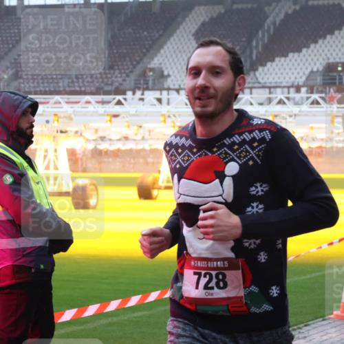 07.12.2025 - St. Pauli X-Mass-Run No. 15 Luisa Fischer http://msf.ph/oto/9385705 07.12.2025 11:36:25 Ziel 15, 728, 311, 728, 1753, 1792, 1960, 1962, 2183, 2310, 2316, 2660, 2902, 2907, 2962, 3109, 3610, 3612, 3614, 3653, 3967, 4816, 4823, 4843 meine-sportfotos.de