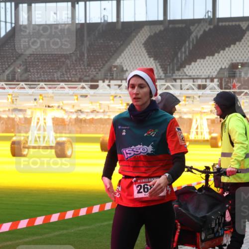 07.12.2025 - St. Pauli X-Mass-Run No. 15 Luisa Fischer http://msf.ph/oto/9385719 07.12.2025 10:18:15 Ziel 26, 1161, 1162, 1963, 2663, 2688, 2725, 2952, 3804, 4127, 4227, 4339 meine-sportfotos.de