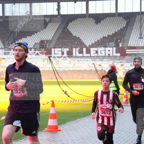 07.12.2025 - St. Pauli X-Mass-Run No. 15 Luisa Fischer http://msf.ph/oto/9385769 07.12.2025 11:36:42 Ziel 3826, 5, 3612, 3610, 311, 728, 1753, 1792, 1962, 2183, 2310, 2316, 2907, 3109, 3610, 3612, 3614, 3653, 3826, 4628 meine-sportfotos.de