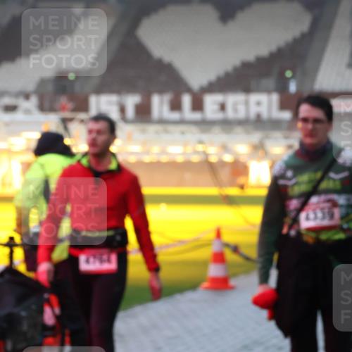 07.12.2025 - St. Pauli X-Mass-Run No. 15 Luisa Fischer http://msf.ph/oto/9385789 07.12.2025 10:18:22 Ziel 4339, 1161, 1162, 1963, 2663, 2725, 2952, 3804, 4127, 4227 meine-sportfotos.de